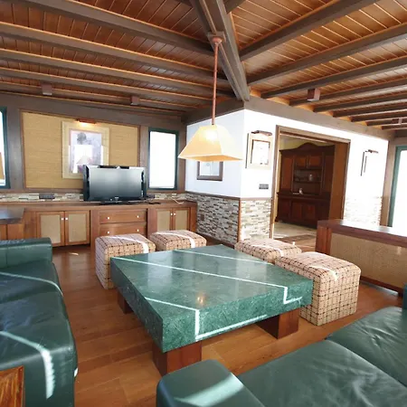 Atico Centro Conil Apartment *