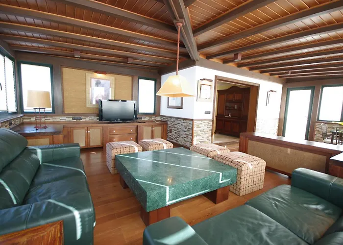 Atico Centro Conil Apartment *